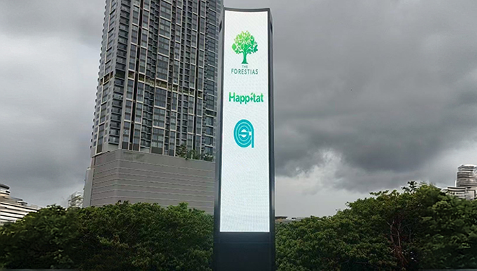 点亮曼谷新视界 | 领灿科技铂金P6.67户外双面弧形屏项目